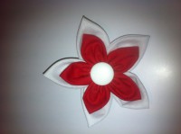 Broche 16